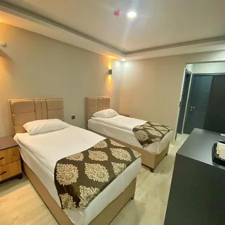 Whitestone Hotel