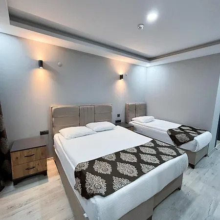 Hotel Whitestone
